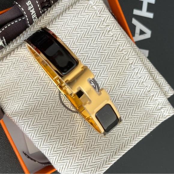 Size GM New HERMES Black GHW Clic H Bracelet Bangle with Receipt - Picture 3 of 8